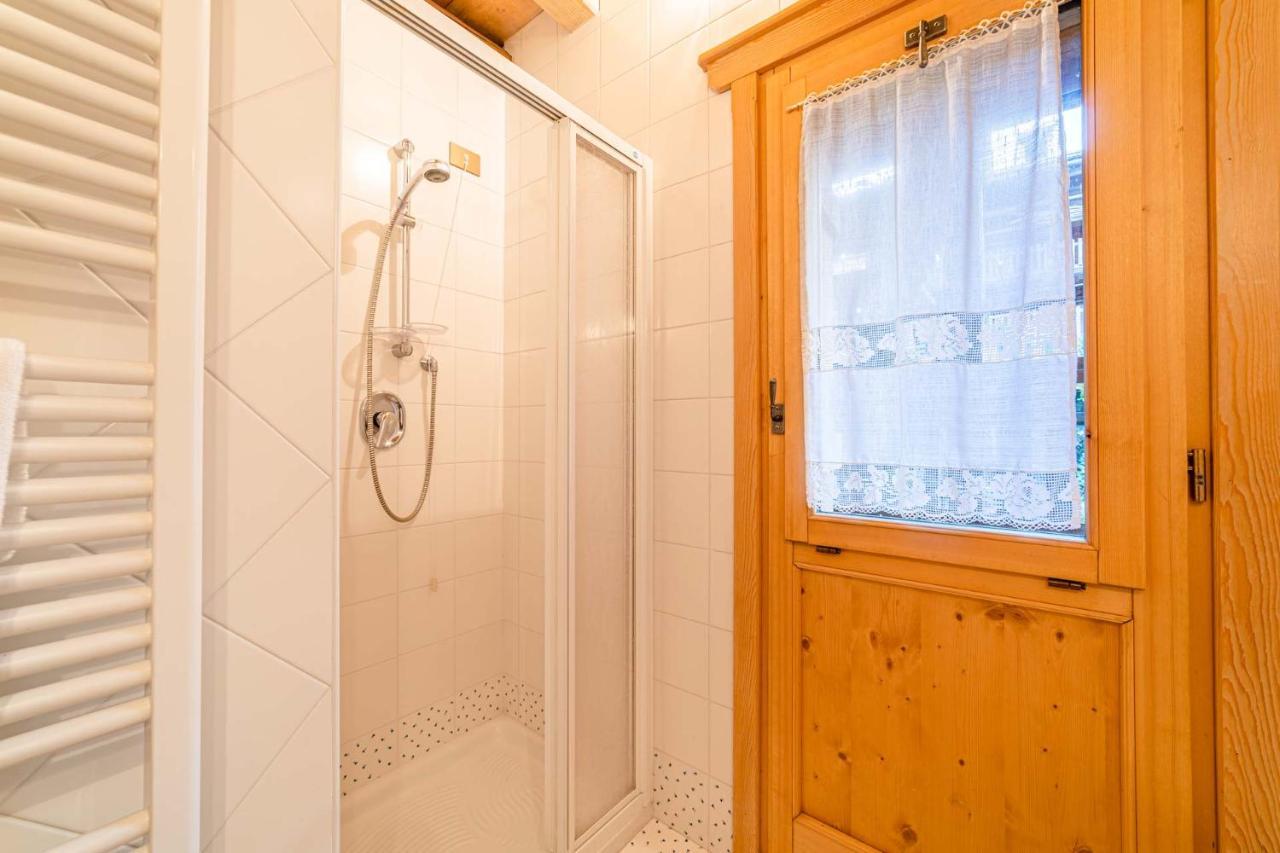 Chalet Sottoguda Рокка-П'єторе Екстер'єр фото